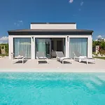 Bandelli Villa Oklaj
