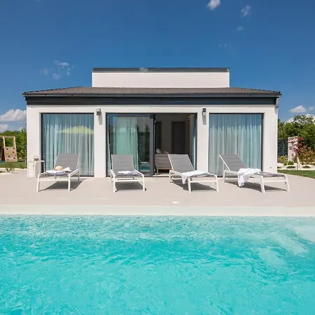 Bandelli Villa Oklaj