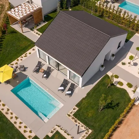 Bandelli Villa Oklaj